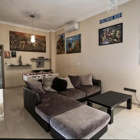 Βίλα The Ultimate 5 Star Holiday In With Private Pool And Close To The Beach, 1300 *