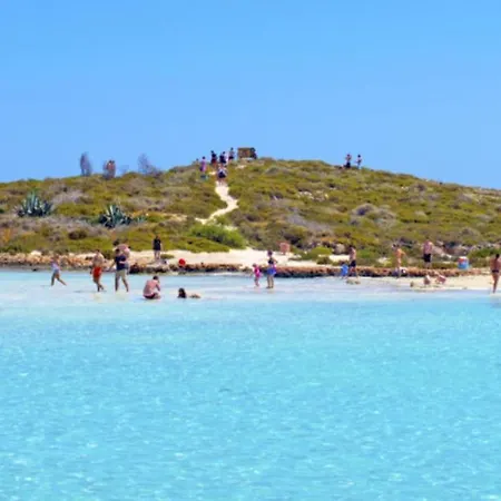 The Ultimate 5 Star Holiday In With Private Pool And Close To The Beach, 1300 * Protaras