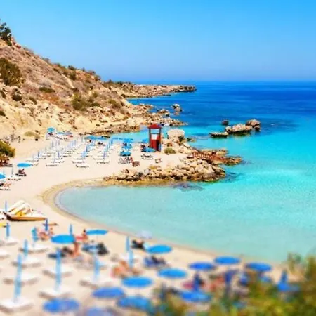 Villa The Ultimate 5 Star Holiday In With Private Pool And Close To The Beach, 1300