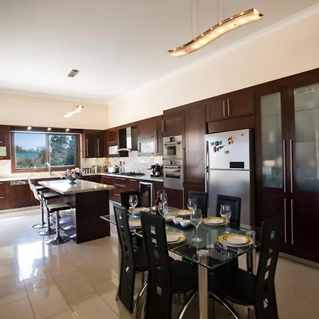 The Ultimate 5 Star Holiday In With Private Pool And Close To The Beach, 1300 * Protaras